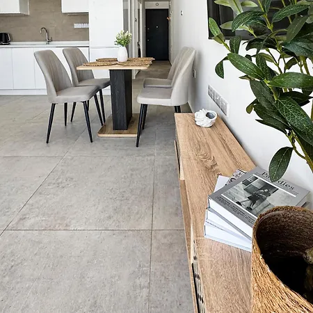 Oliver's Garden With Terrace Nicosia